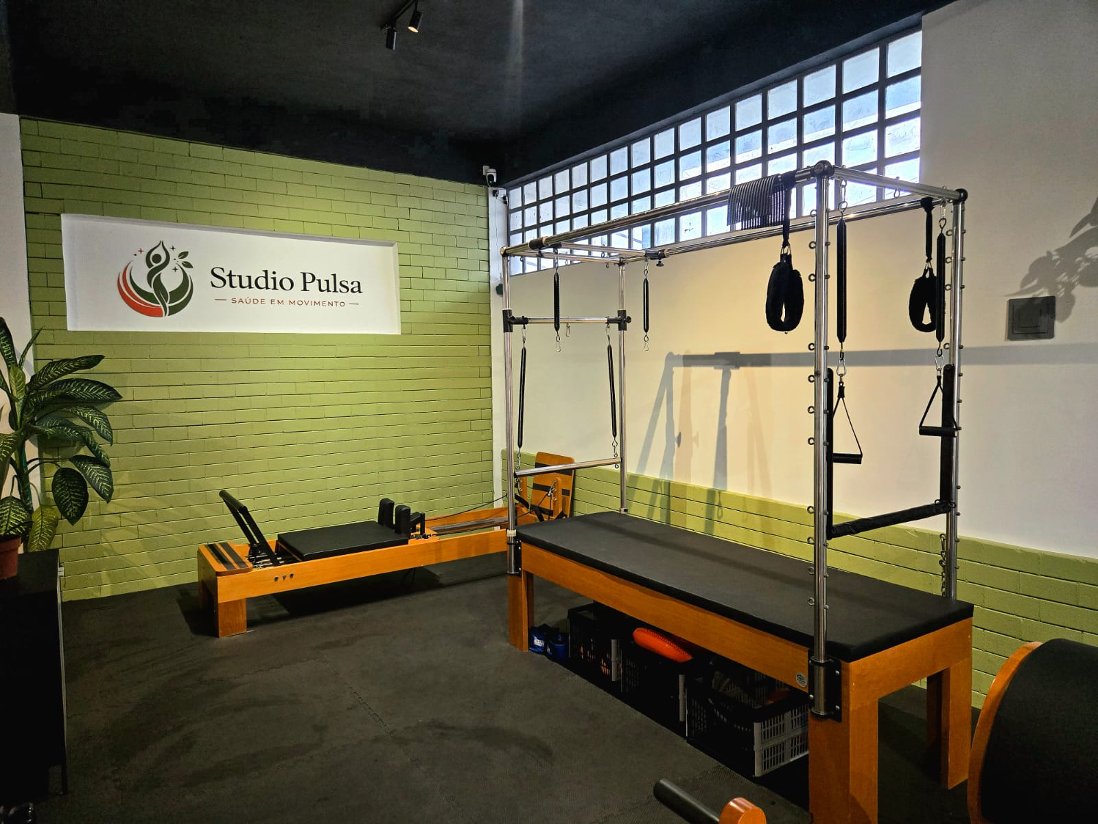 Sala de Pilates do Studio Pulsa no Bairro Europa, em Contagem - MG